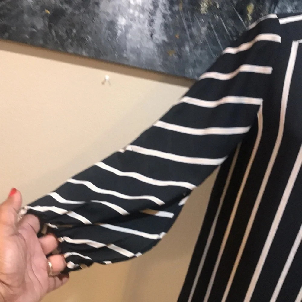 LOFT Black and Tan Striped Dress w/Puffed Side Rounded Hem and Lining-SP